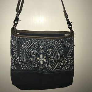 Myra Bag